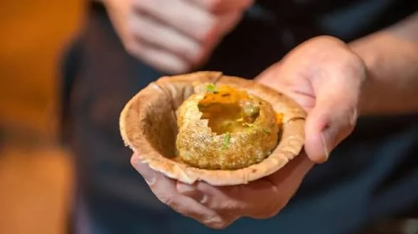 पानी पूरी बनी मुसीबत, एक परिवार के 7 लोग बीमार