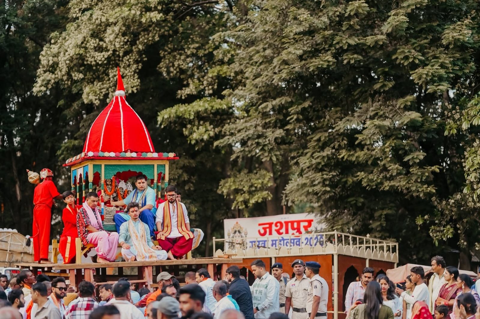 जशपुर दशहरे में दिखा राजशाही विरासत का गौरव