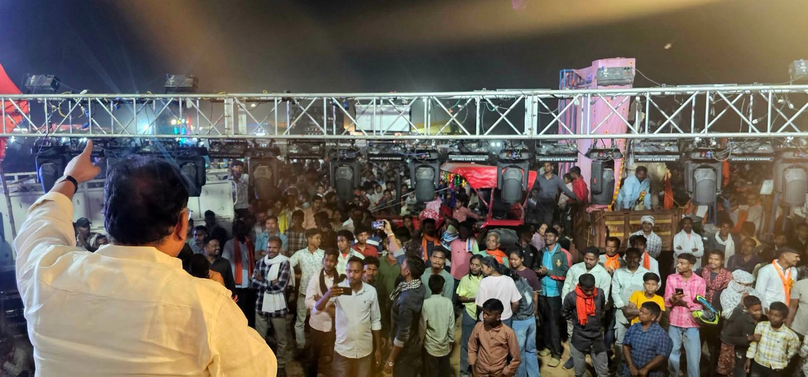 अधर्म पर धर्म की विजय का संदेश, नवापारा में हुआ रावण दहन